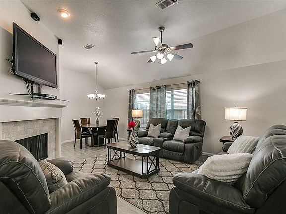 3rd image of 5326 Kyla Cir