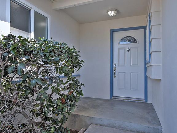 2nd image of 7055 Phyllis Ave