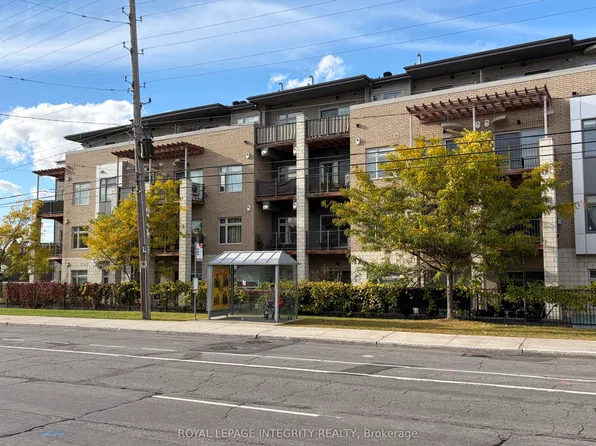 2785 Baseline Rd #213, Ottawa, ON K2H 0B7