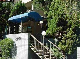 3945 Harrison St APT 3, Oakland, CA 94611