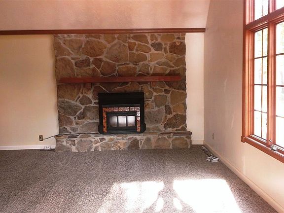 2nd image of 5499 E County Road 900 N
