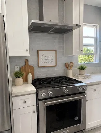 2 bed, 480 sqft, $2,700 — Photo 4