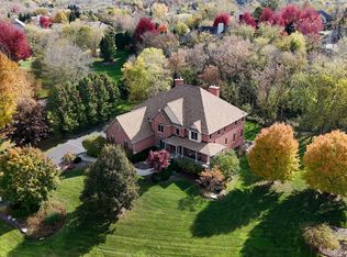 39716 Orchard Bluff Ln, Wadsworth, IL 60083