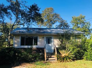 2599 NW 30th St, Bell, FL 32619