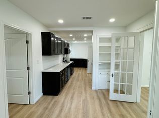 2231 Clarksville St, Paris, TX 75460