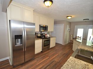 175 Brooke Run Dr, Raeford, NC 28376