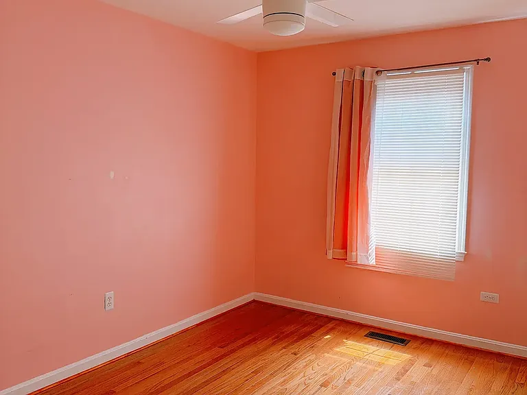 4360 Greenberry Ln — Photo 8