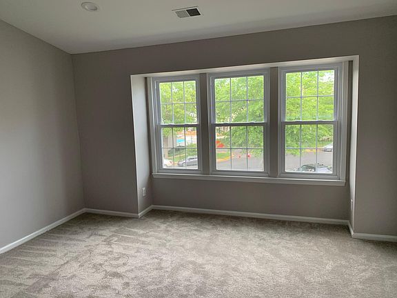 2nd image of 4054C Grays Pointe Ct