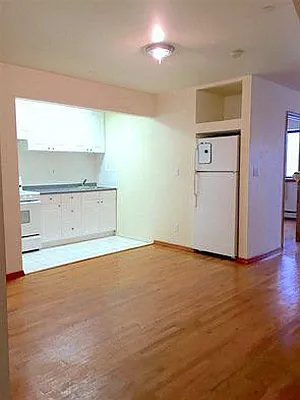 Rented by Capri Jet Realty Corp | media 10