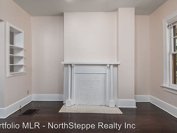 3rd image of 78 E 4th Ave #3076861