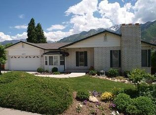 11577 S Nicklaus Rd, Sandy, UT 84092