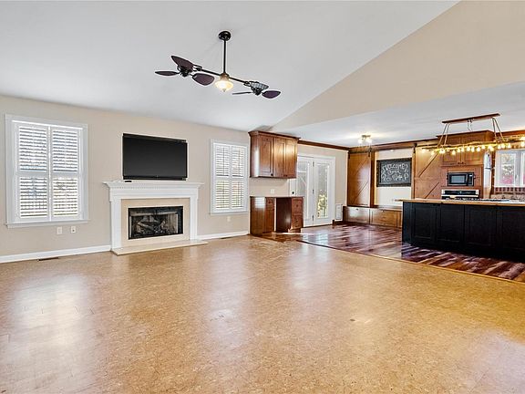 5th image of 16051 Nantucket Island Dr