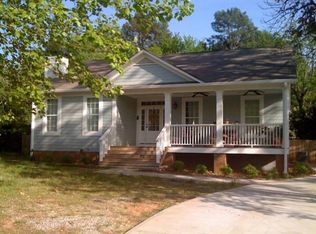 200 Clarke Dr, Athens, GA 30605