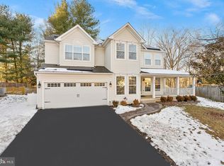 409 N Mohawk Ct, Purcellville, VA 20132