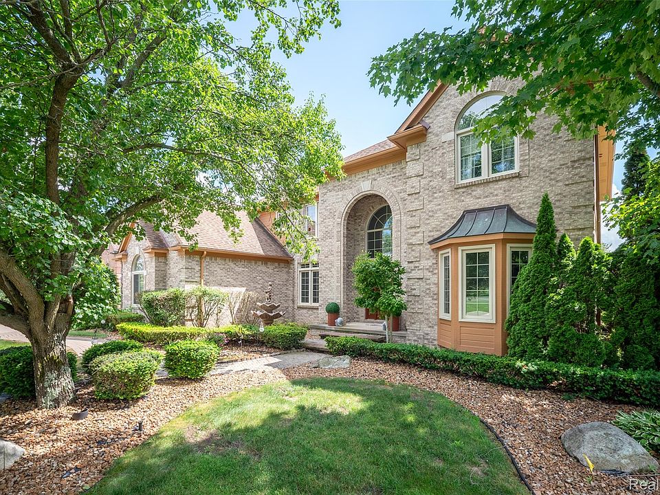 1st image of 2935 Ivy Hill Dr