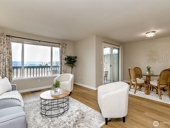 5th image of 112 19th Avenue SE #3