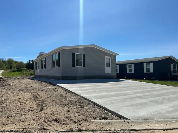 16 Frankie Ct #16, Boyne City, MI 49712