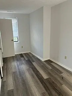 151 Green St — Photo 3