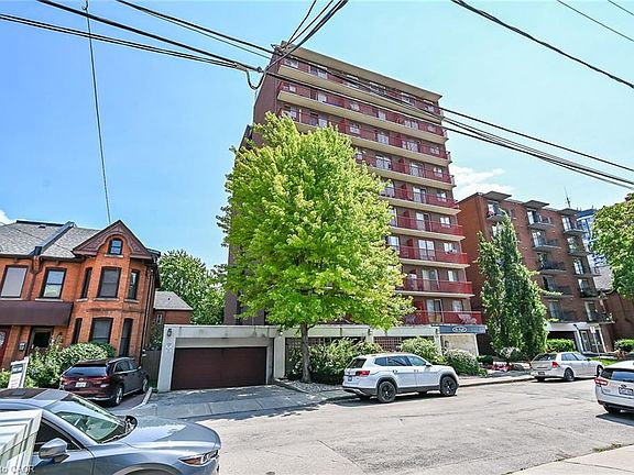3rd image of 141 Catharine St S #1004