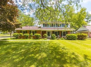 595 Stoneham Rd, Saginaw, MI 48638