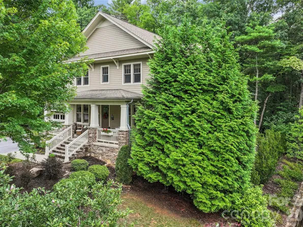 46 Slide Rock Way, Fairview, NC 28730