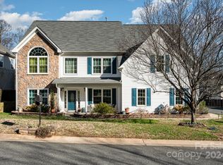 5220 Sunriver Rd, Gastonia, NC 28054