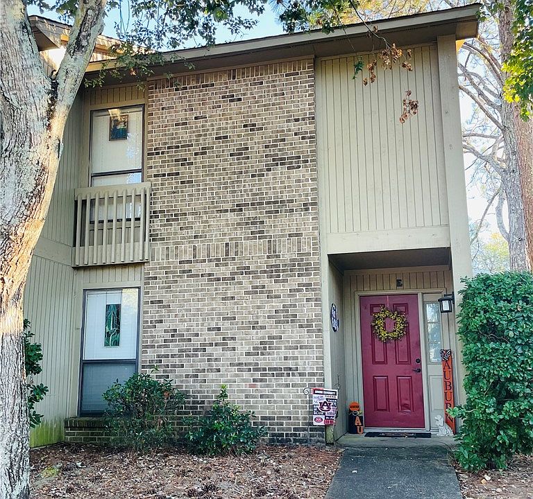 1st image of 1063 Stonegate Dr APT E