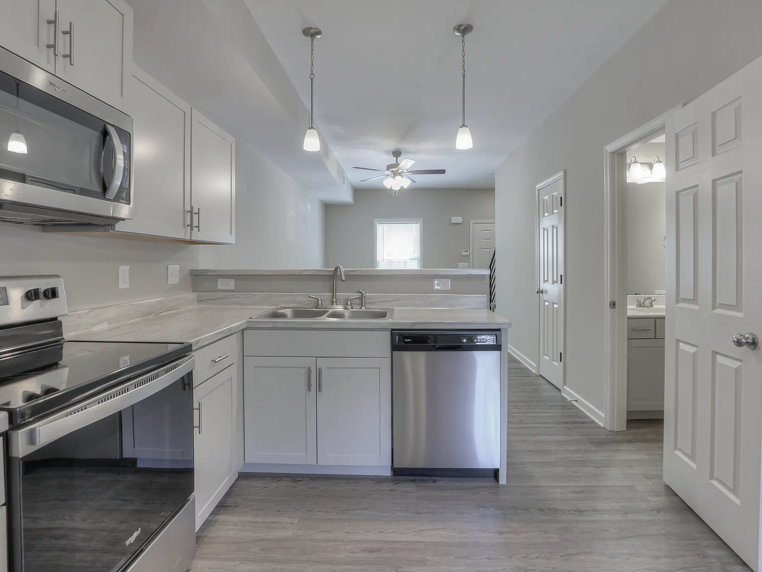 Attaway Village — Photo 3