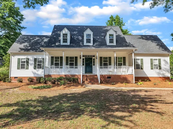 8113 Huskfield Ct, Apex, NC 27539