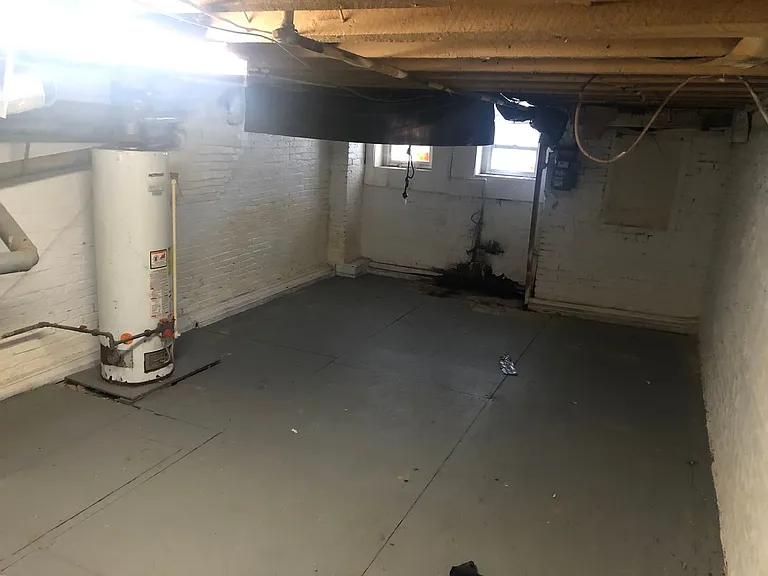 2221 E Preston St — Photo 12