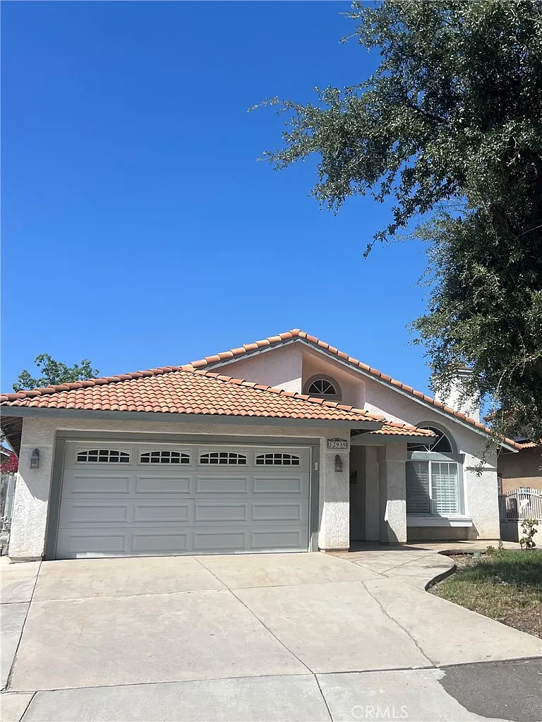 3 bed, 1502 sqft, $3,000 — Photo 1