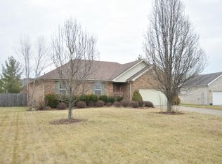 204 Jade Dr, Shepherdsville, KY 40165