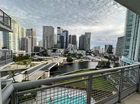 350 S Miami Ave