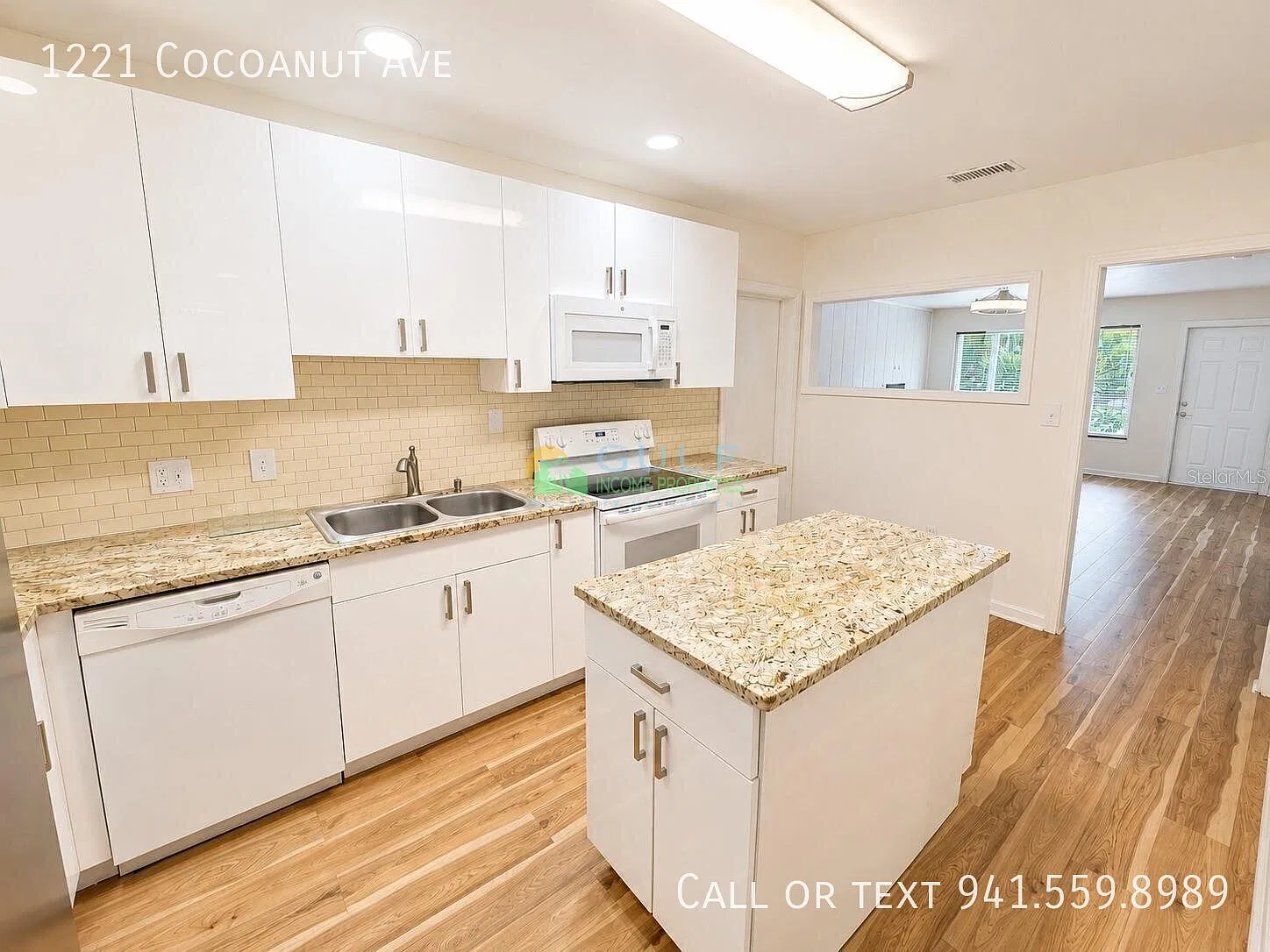 2 bed, 1.0 bath, 1012 sqft, $1,900 — Photo 3