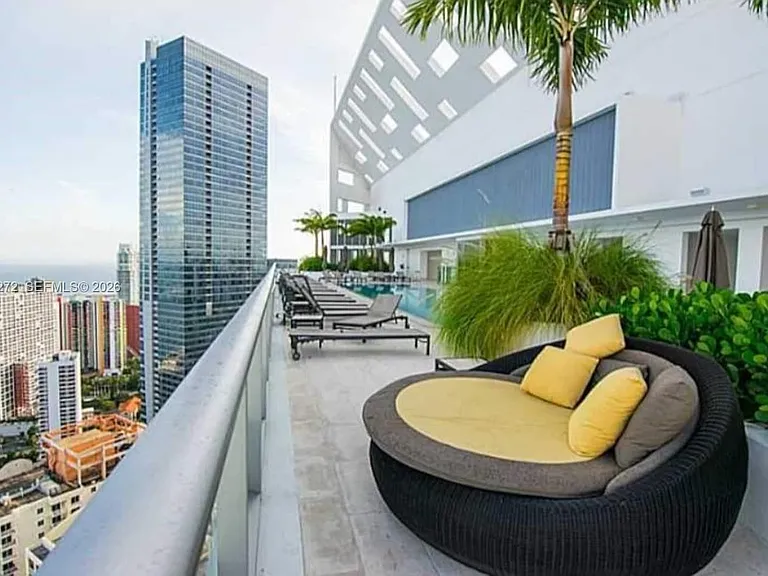 1300 Brickell Bay Dr #3400 — Photo 37