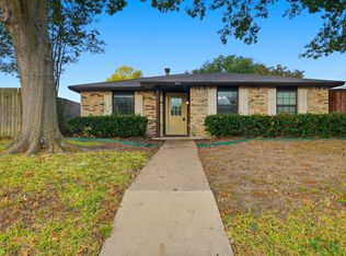 9101 Willowbrook Dr, Rowlett, TX 75088