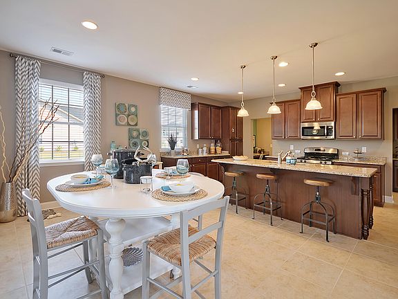 4th image of 507 Cropfield Dr