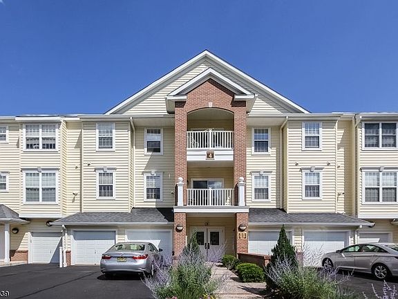 2nd image of 2201 Avery Ct