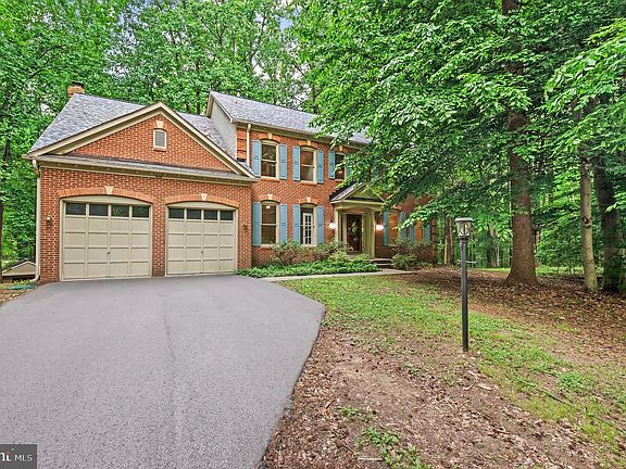 3rd image of 3108 Gosheff Ln