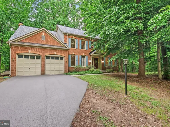 3108 Gosheff Ln, Gambrills, MD 21054