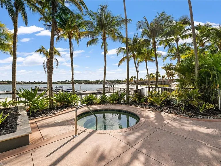 10733 Mirasol Dr #311 — Photo 32