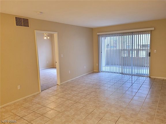 5th image of 1908 Villa Palms Ct Unit 105