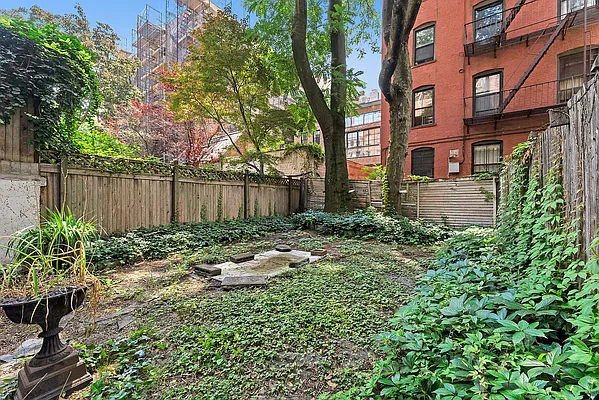 Sold by Douglas Elliman | media 2