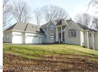 3701 Hummer Rd, Annandale, VA 22003