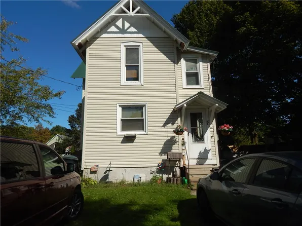 40 Clifton St, Unadilla, NY 13849