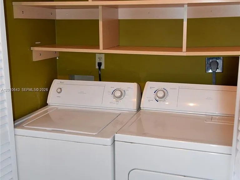 540 Brickell Key Dr #Penthouse 1812 — Photo 12