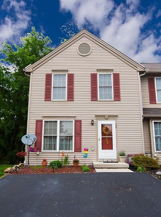 1st image of 62 Woodmyre Ln