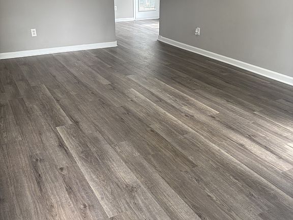 5th image of 2642 Sewanee Pl