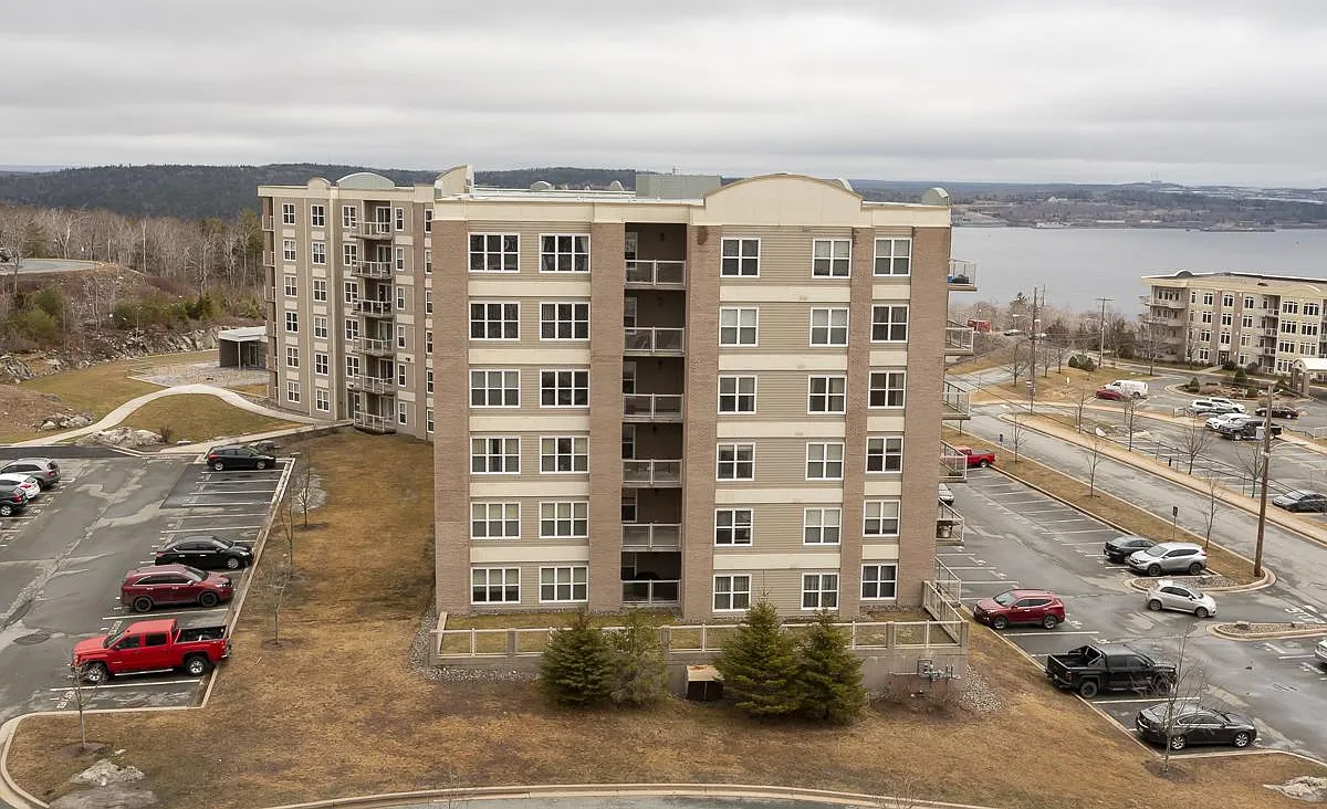 40 Bedros Lane — Photo 2
