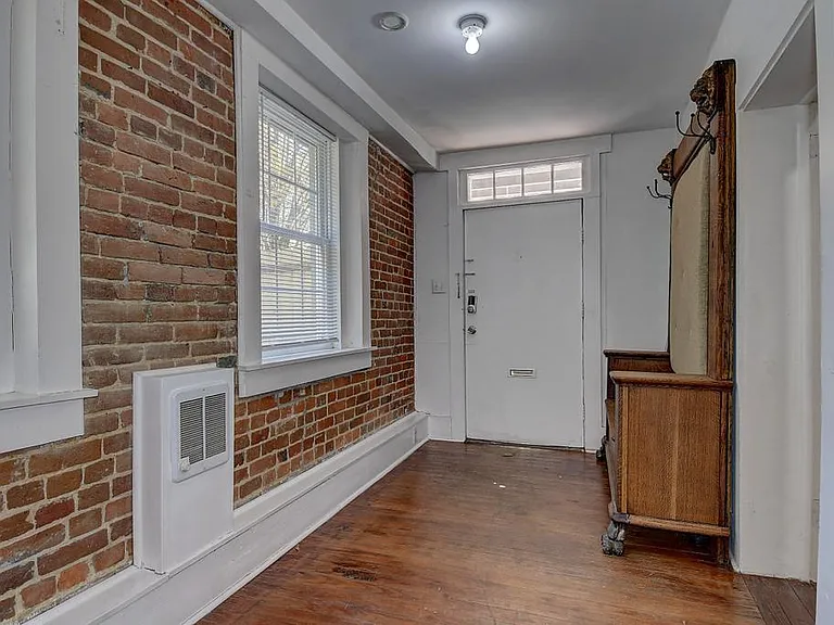 426 South St #1 — Photo 3